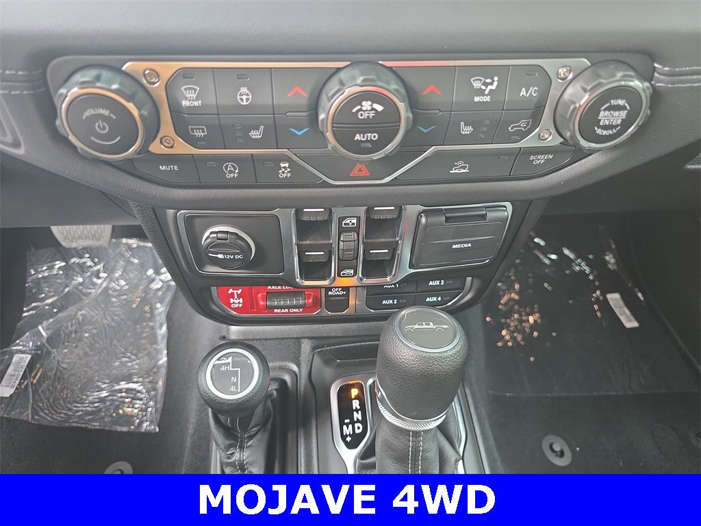 New 2025 Jeep Gladiator Mojave w/ Convenience Group image 24