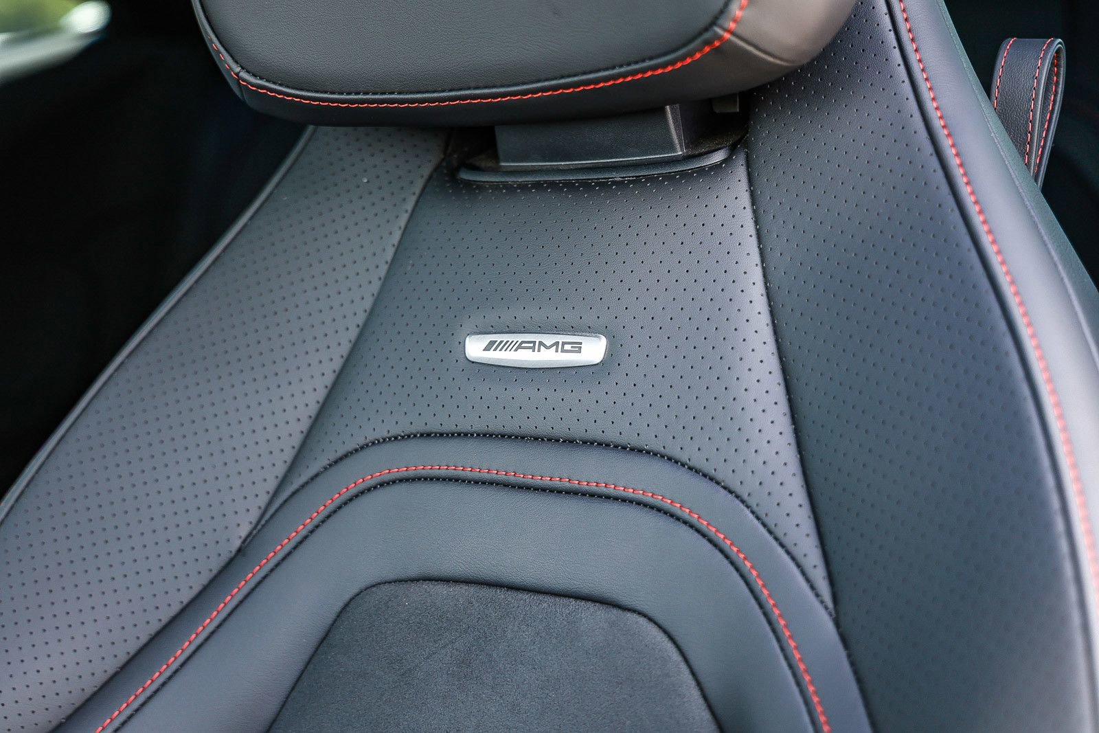 Certified 2025 Mercedes-Benz CLE 53 AMG 4MATIC Coupe image 23