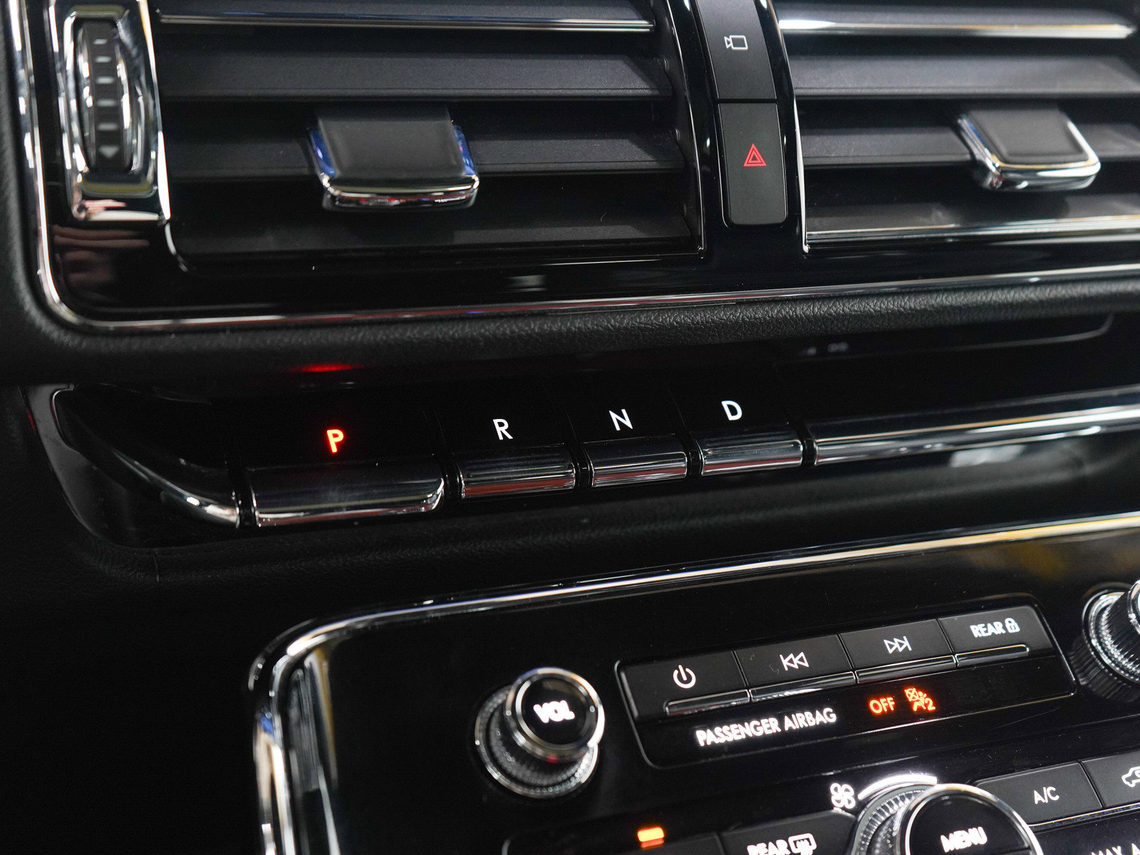 Used 2022 Lincoln Navigator L Reserve w/ Equipment Group 201A image 26