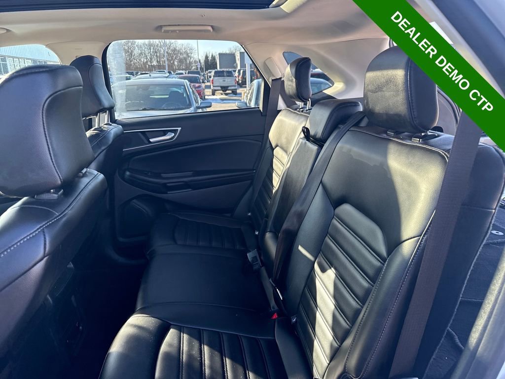Used 2024 Ford Edge SEL w/ Convenience Package image 18