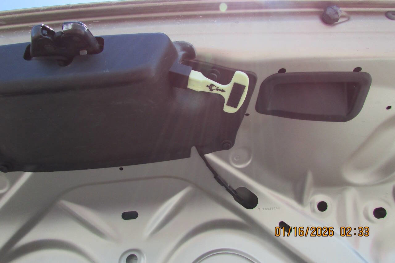 Used 2006 Chrysler 300 w/ Sound Group image 17