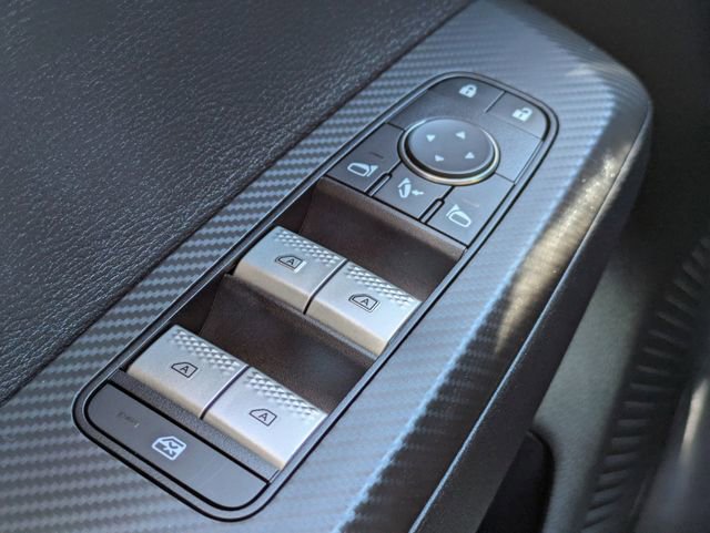 Used 2023 Mitsubishi Outlander SEL AWD/4WD image 29