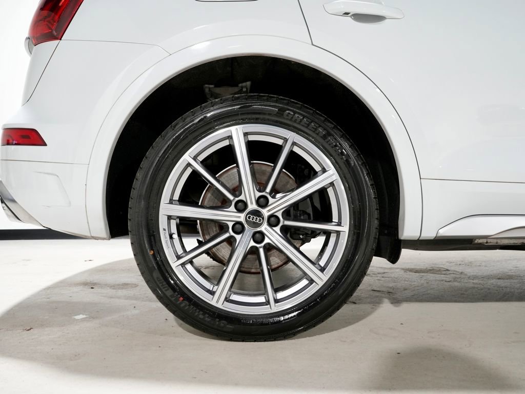 Used 2021 Audi SQ5 Premium w/ Convenience Package image 36