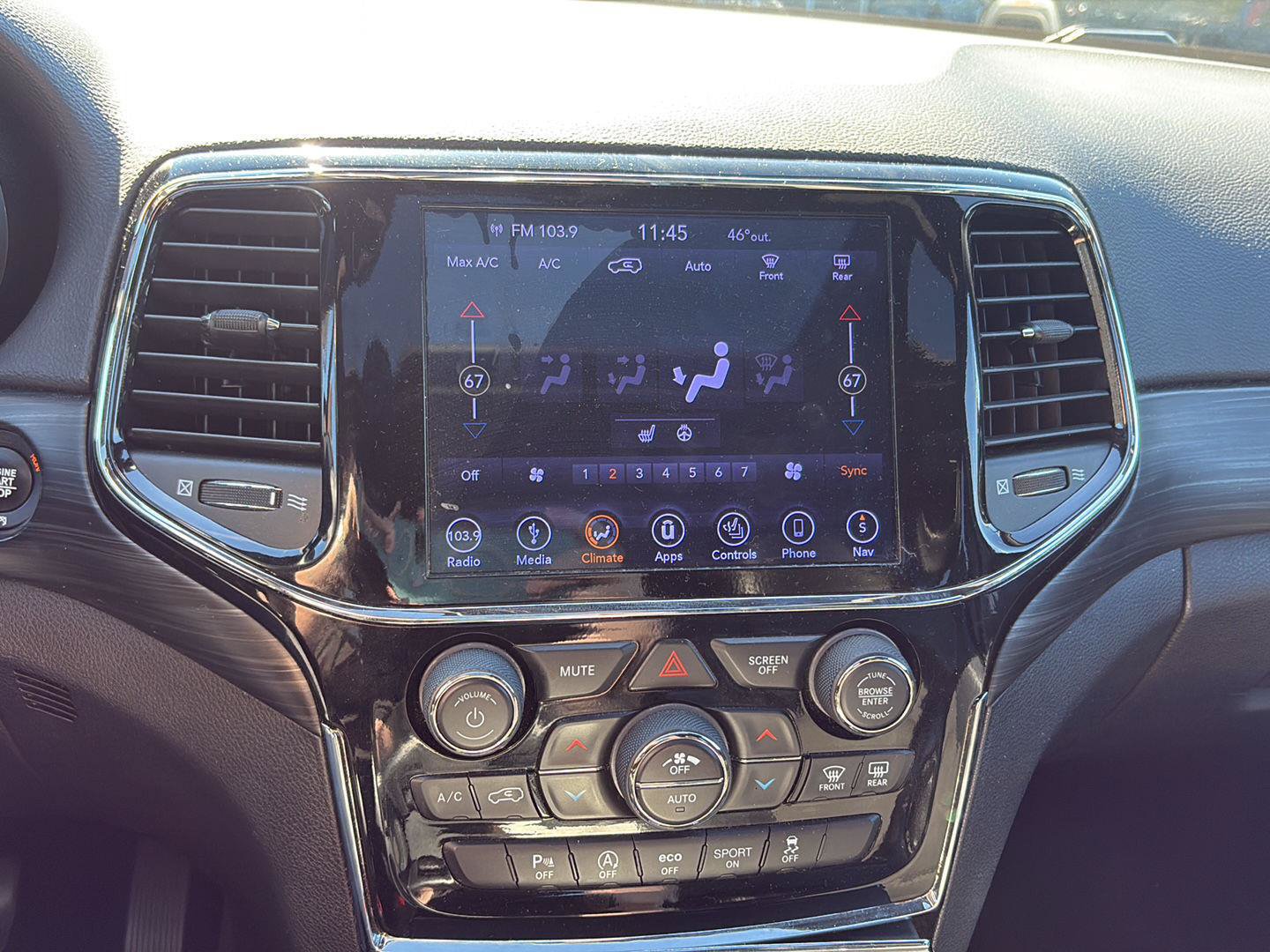 Used 2019 Jeep Grand Cherokee Altitude AWD/4WD image 17