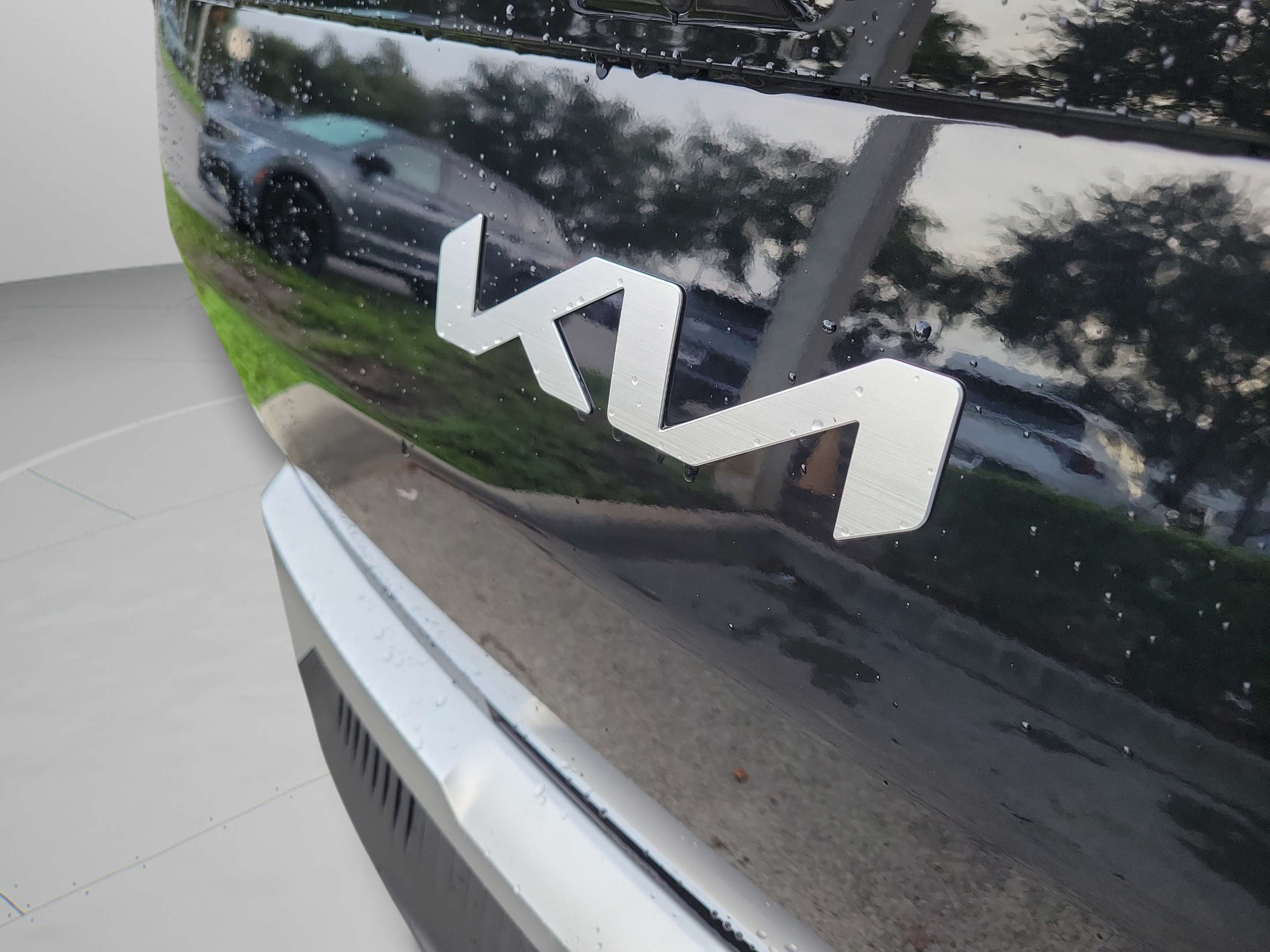 New 2027 Kia EV3 Wind FWD image 29