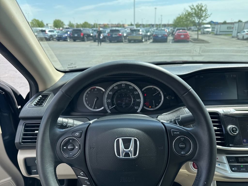 Used 2015 Honda Accord EX-L image 12