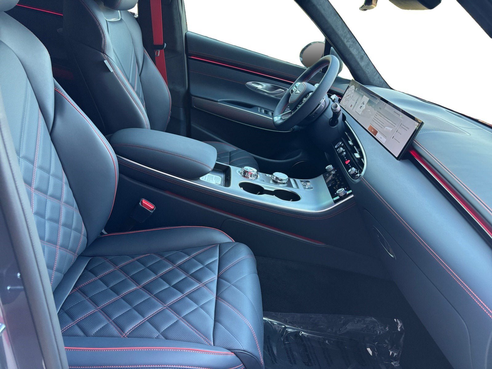 New 2027 Genesis GV70 2.5T Sport Prestige AWD/4WD image 15