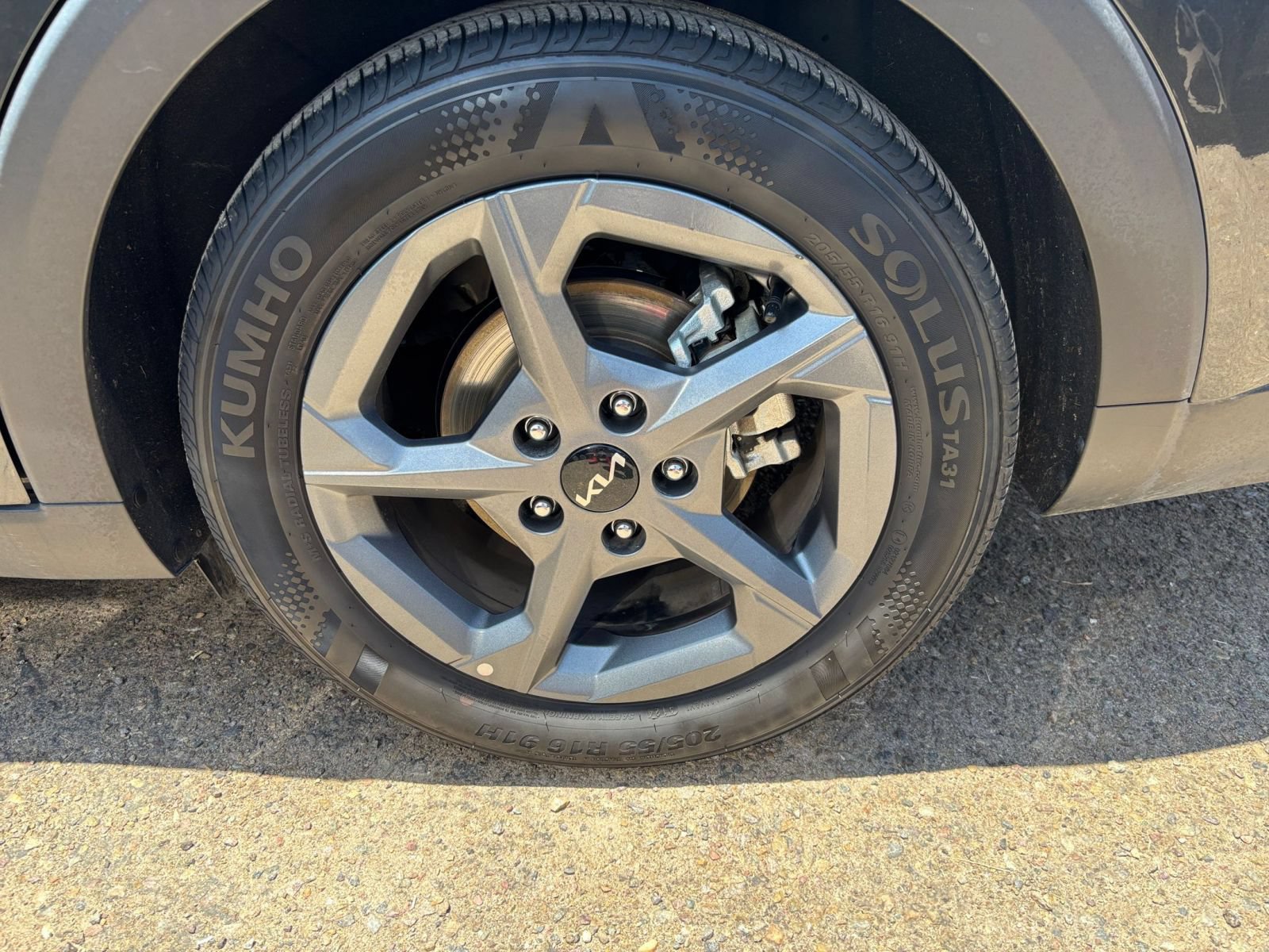 Used 2025 Kia K4 FWD image 28