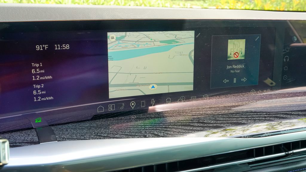 New 2026 Cadillac Escalade IQL Luxury image 36