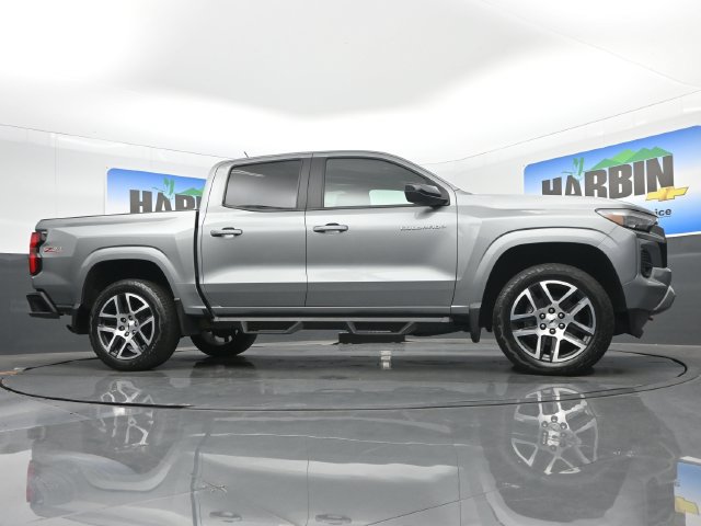 Used 2024 Chevrolet Colorado Z71 w/ Z71 Convenience Package 2 AWD/4WD image 21