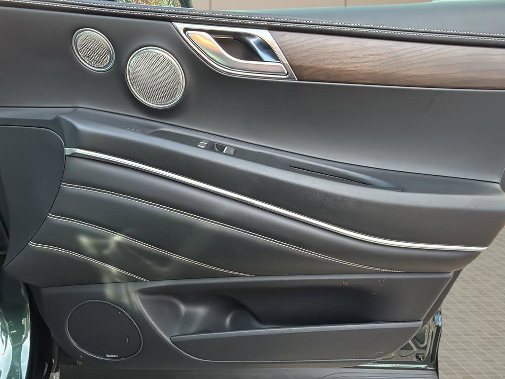 Used 2023 Genesis GV80 2.5T w/ Prestige 20" Package image 37