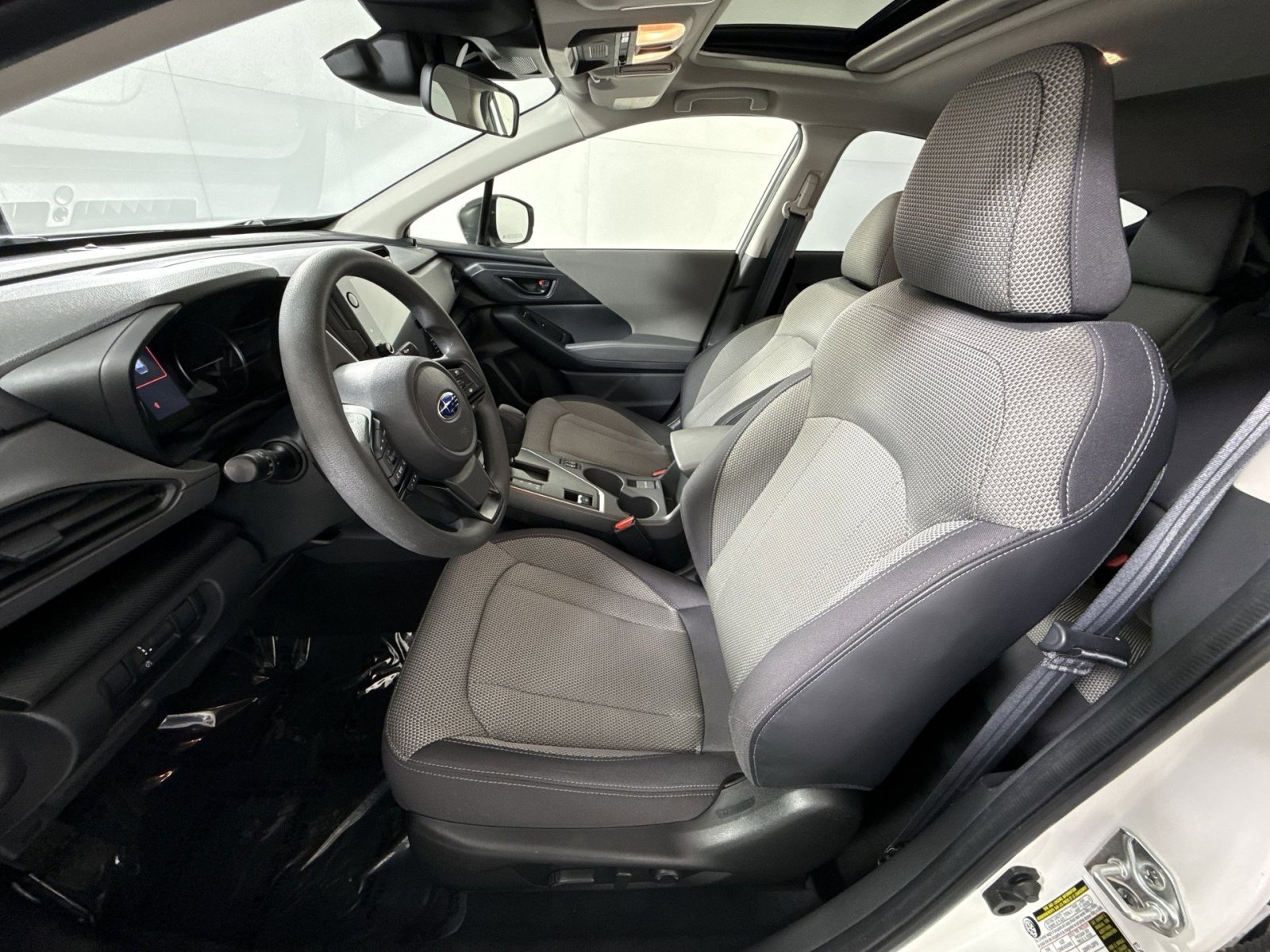 Used 2024 Subaru Crosstrek 2.0i Premium image 13