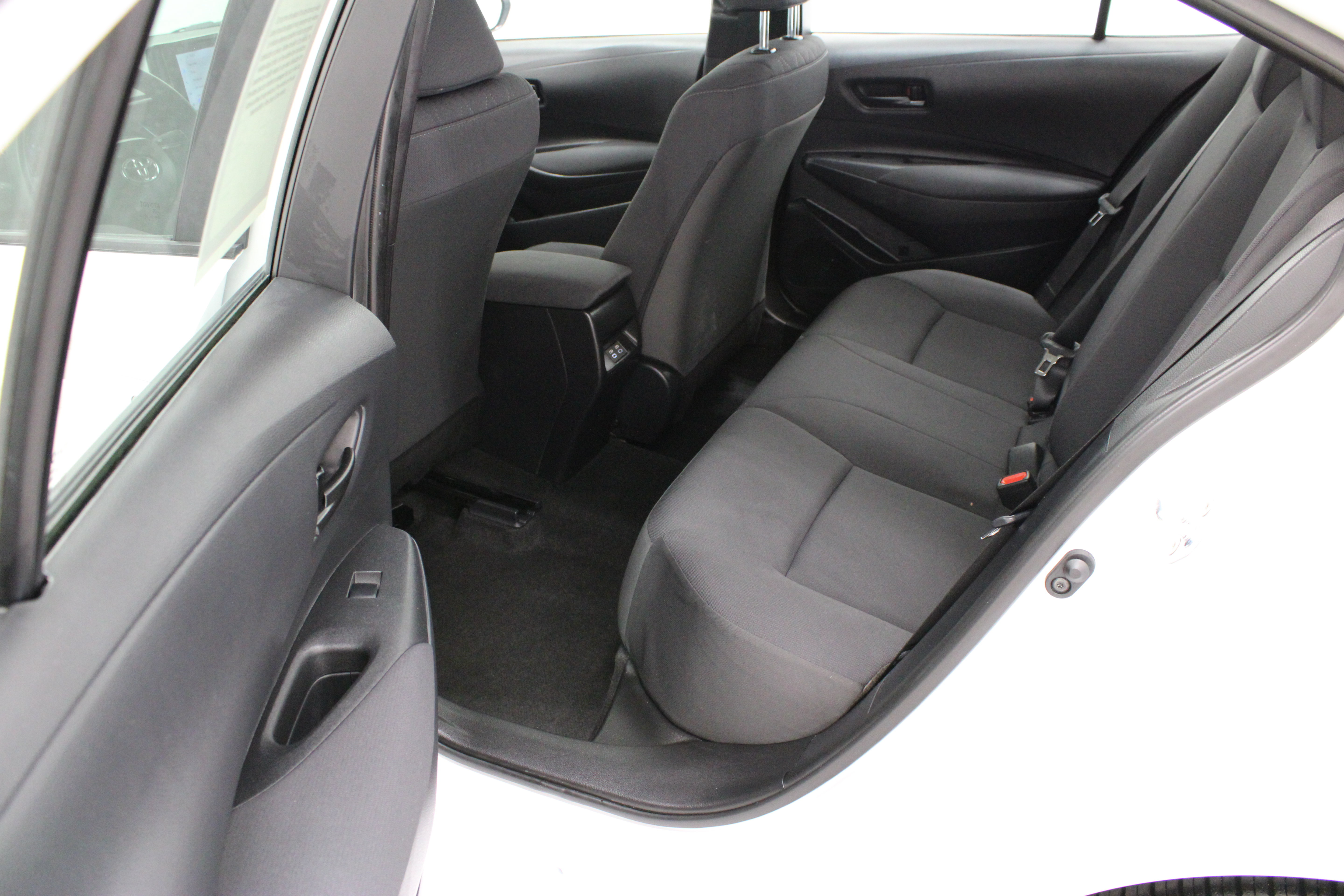 Certified 2026 Toyota Corolla LE FWD image 26