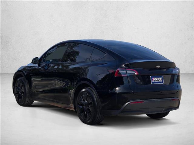Used 2025 Tesla Model Y Long Range RWD image 8