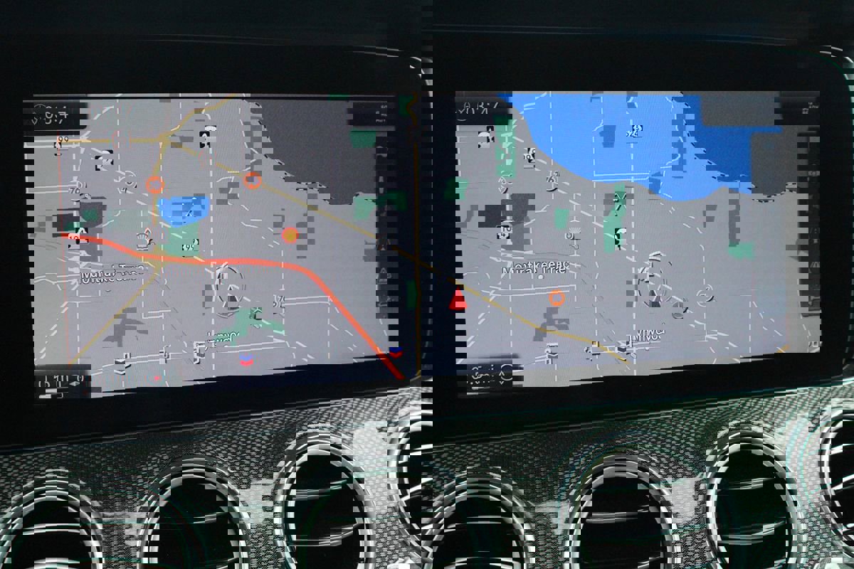 Used 2017 Mercedes-Benz E 43 AMG 4MATIC Sedan image 21