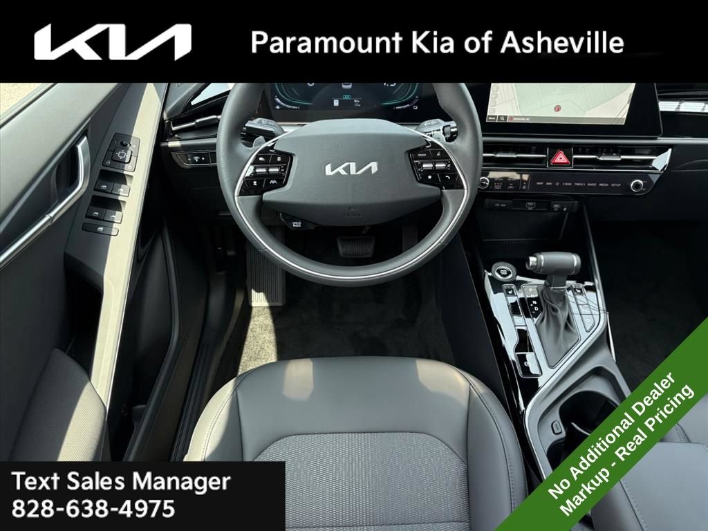 New 2026 Kia Niro FWD image 25