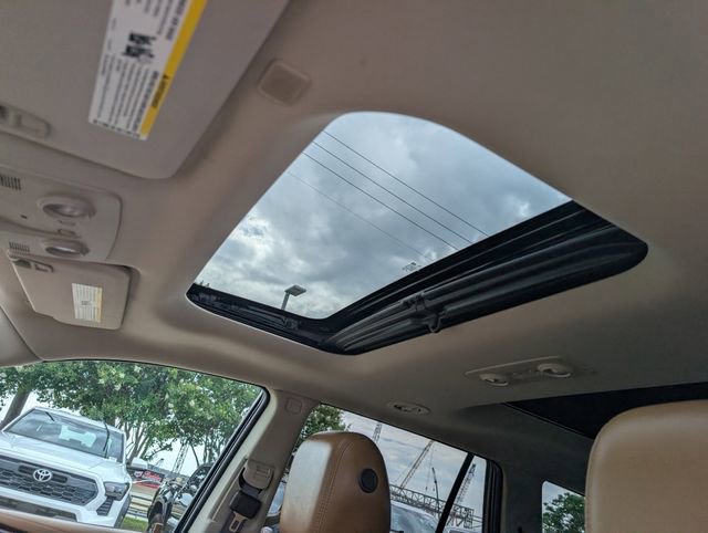 Used 2017 Buick Enclave Leather FWD image 29