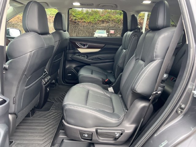Used 2022 Subaru Ascent Touring AWD/4WD image 14