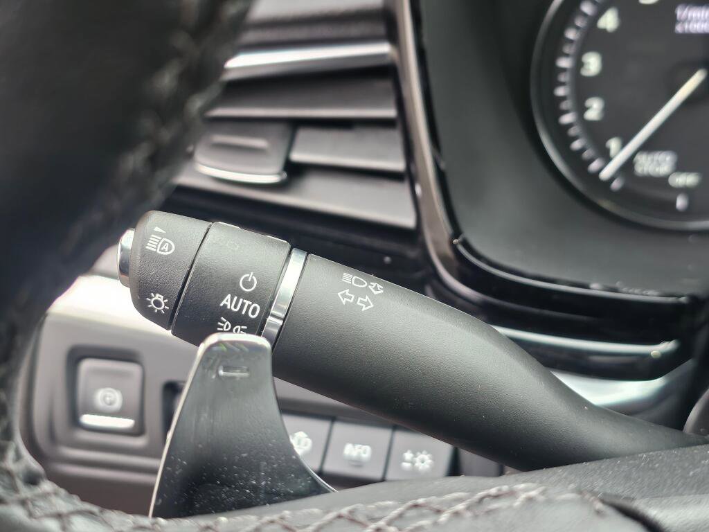 Certified 2024 Cadillac XT6 Sport w/ Technology Package image 42