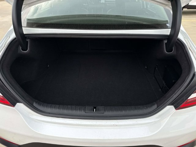 Used 2025 Genesis G70 2.5T RWD image 9