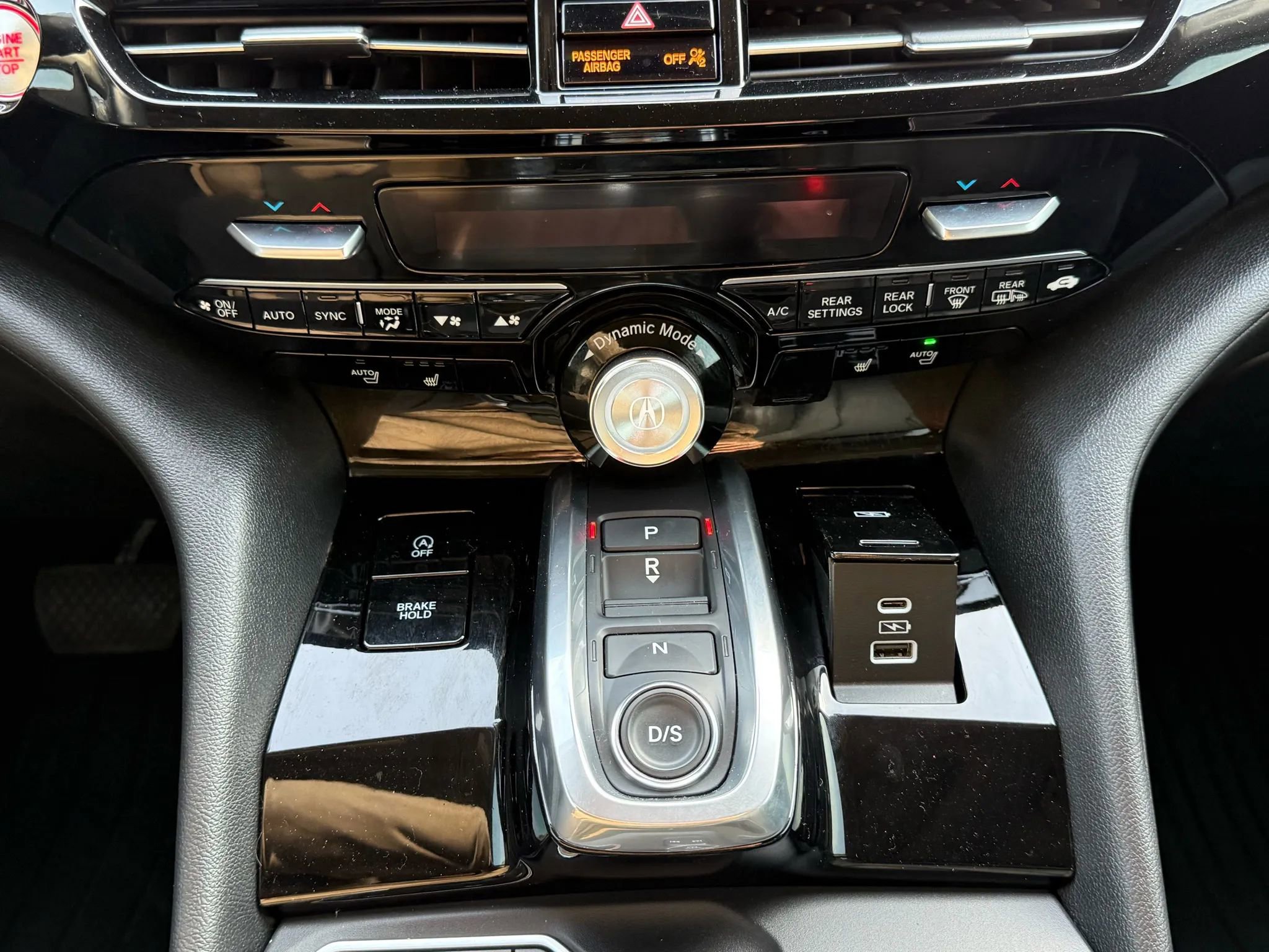 Used 2022 Acura MDX SH-AWD image 21