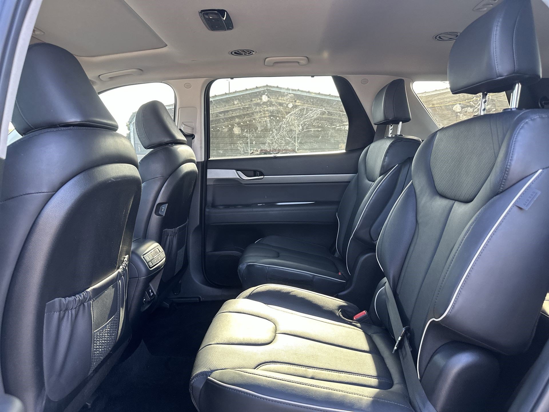 Used 2025 Hyundai Palisade SEL AWD/4WD image 23