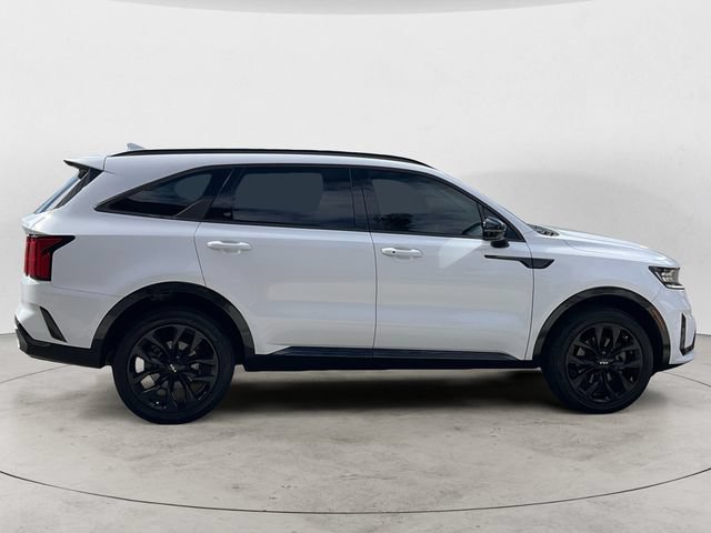 Used 2023 Kia Sorento SX AWD/4WD image 4