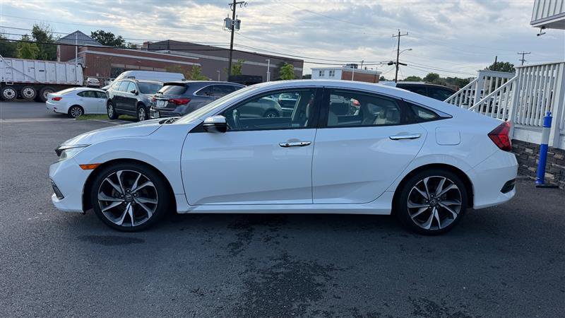Used 2020 Honda Civic Touring image 3