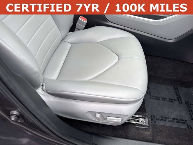 Used 2023 Toyota Highlander XLE AWD/4WD image 10