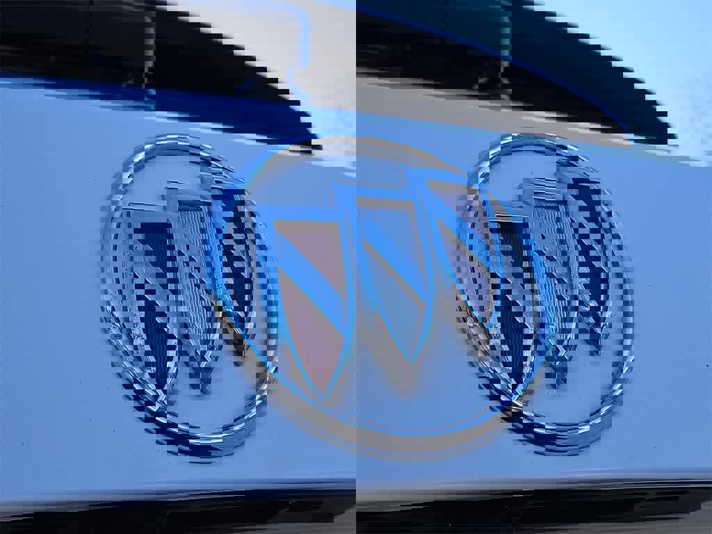 Used 2021 Buick Envision Preferred image 27