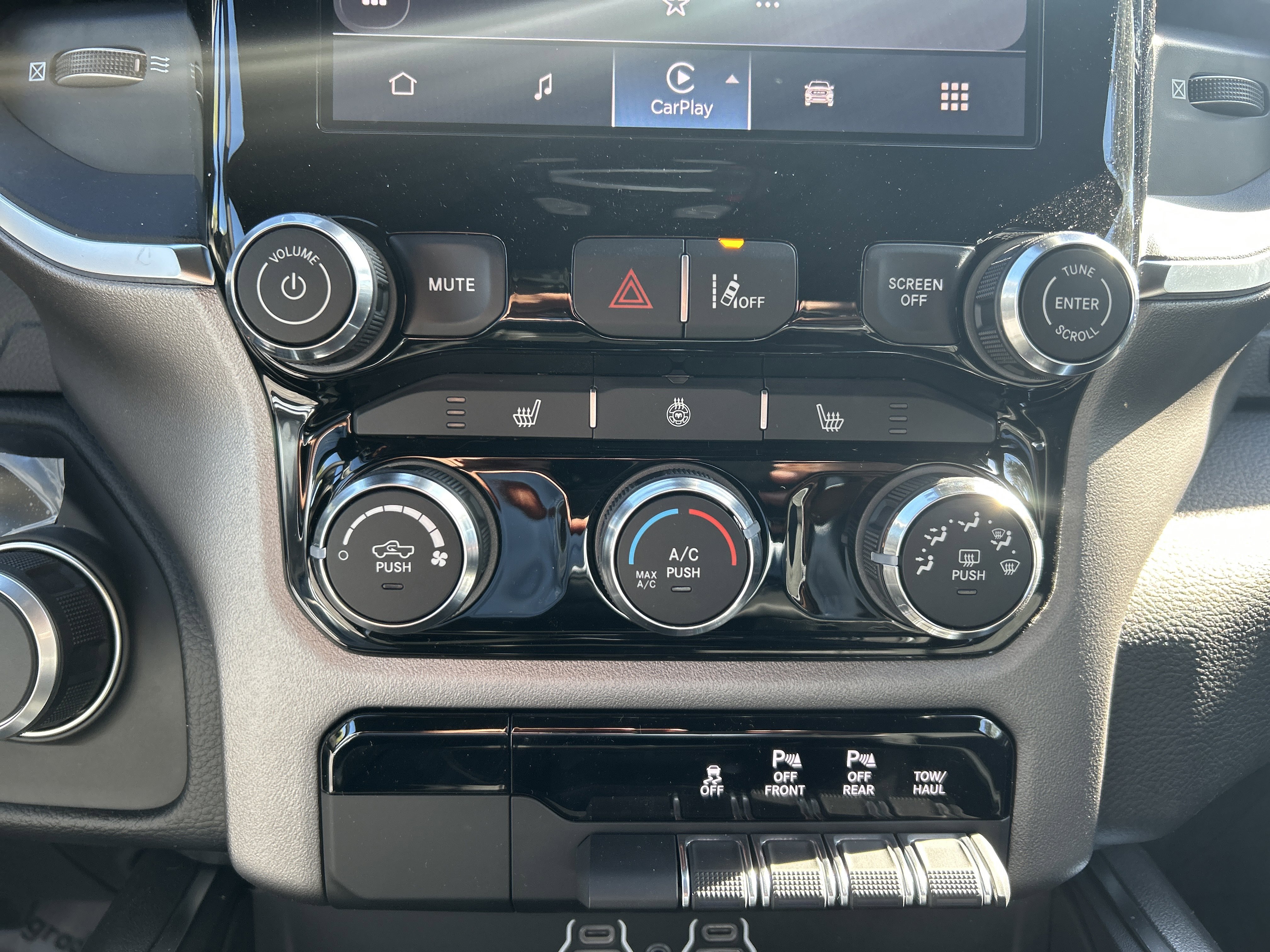 New 2026 RAM 1500 Big Horn w/ Night Edition image 27