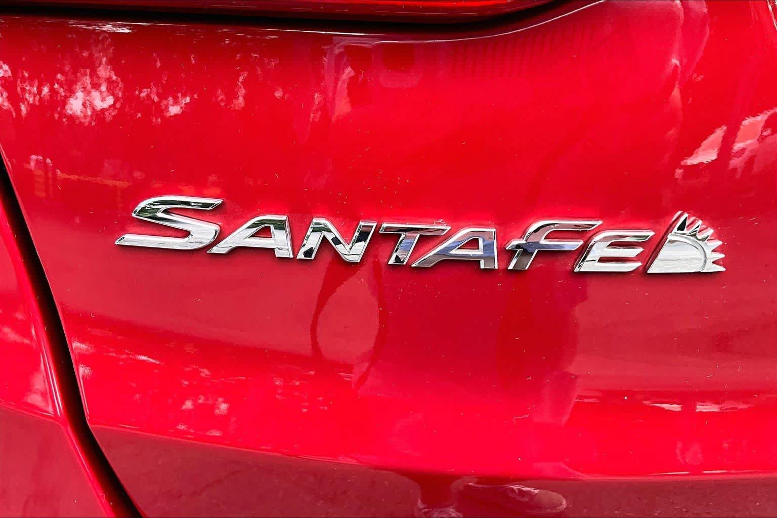 Used 2017 Hyundai Santa Fe Sport FWD image 30