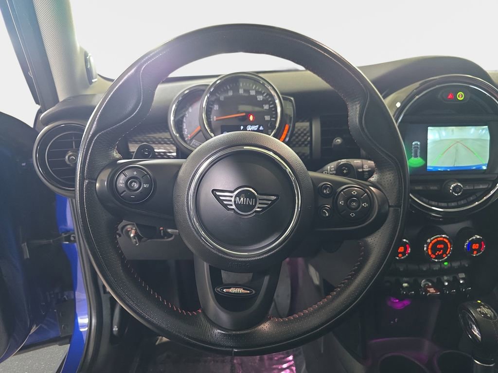 Used 2019 MINI Cooper S w/ Premium Package image 19