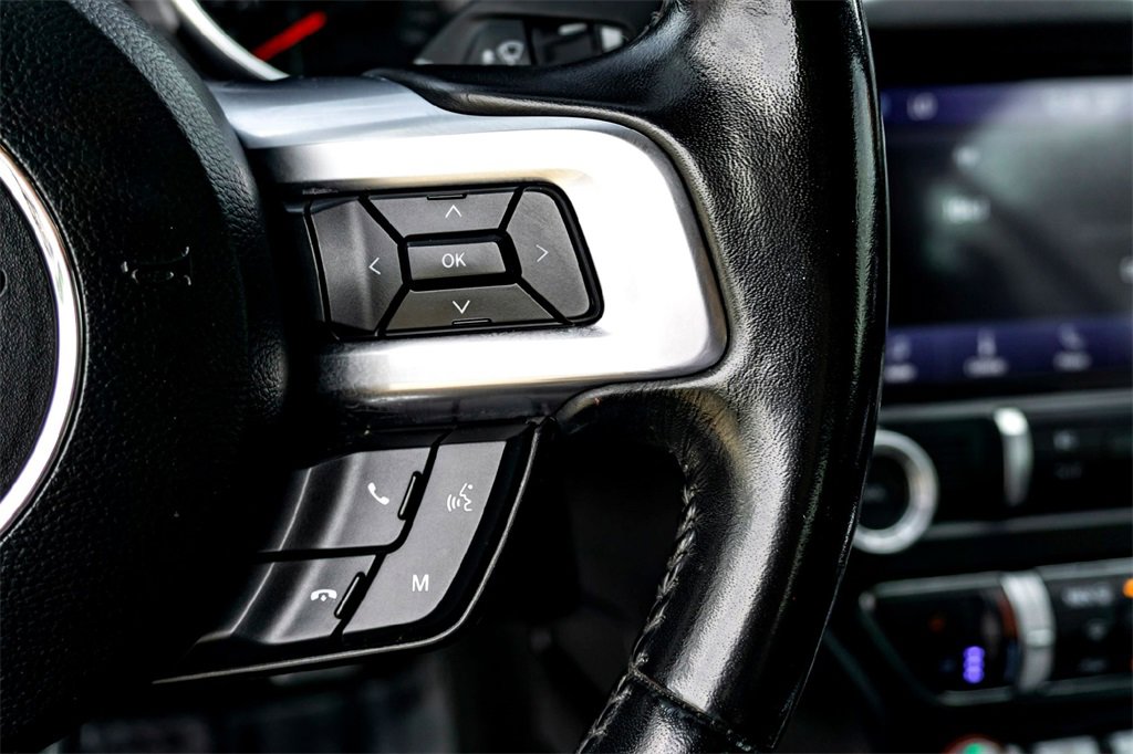 Used 2023 Ford Mustang Convertible image 19