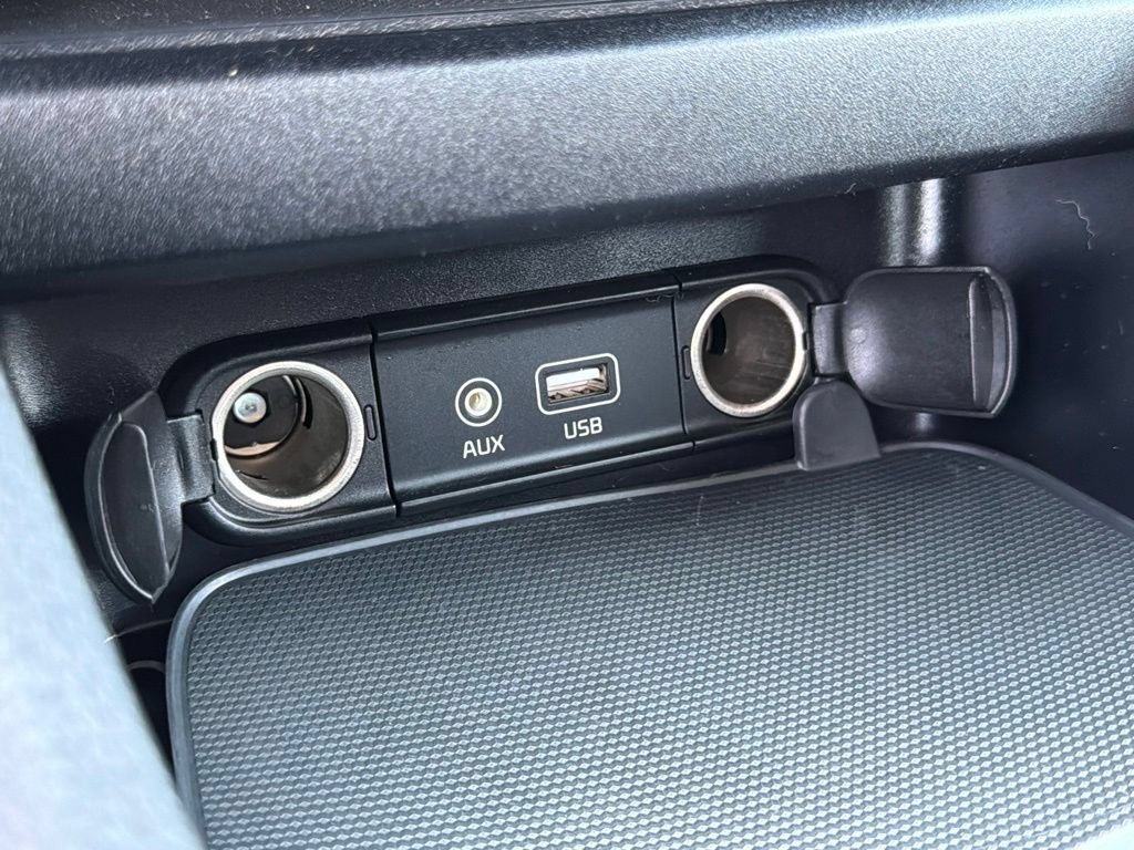 Used 2021 Kia Forte LXS FWD image 28