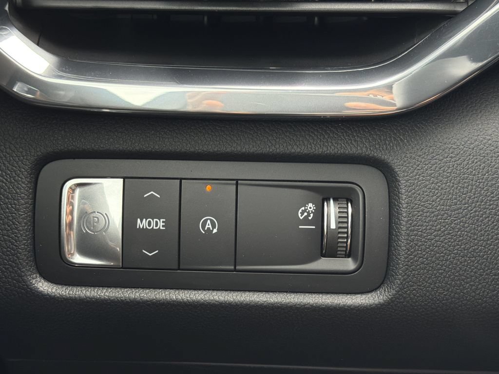 New 2026 GMC Acadia Elevation w/ Black Edition FWD image 19