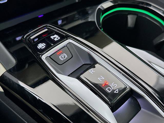Certified 2025 Audi Q5 Premium w/ Convenience Package AWD/4WD image 18