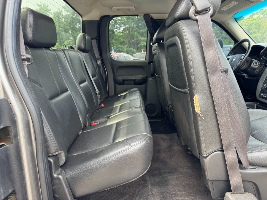 Used 2012 Chevrolet Silverado 2500 LTZ AWD/4WD image 17