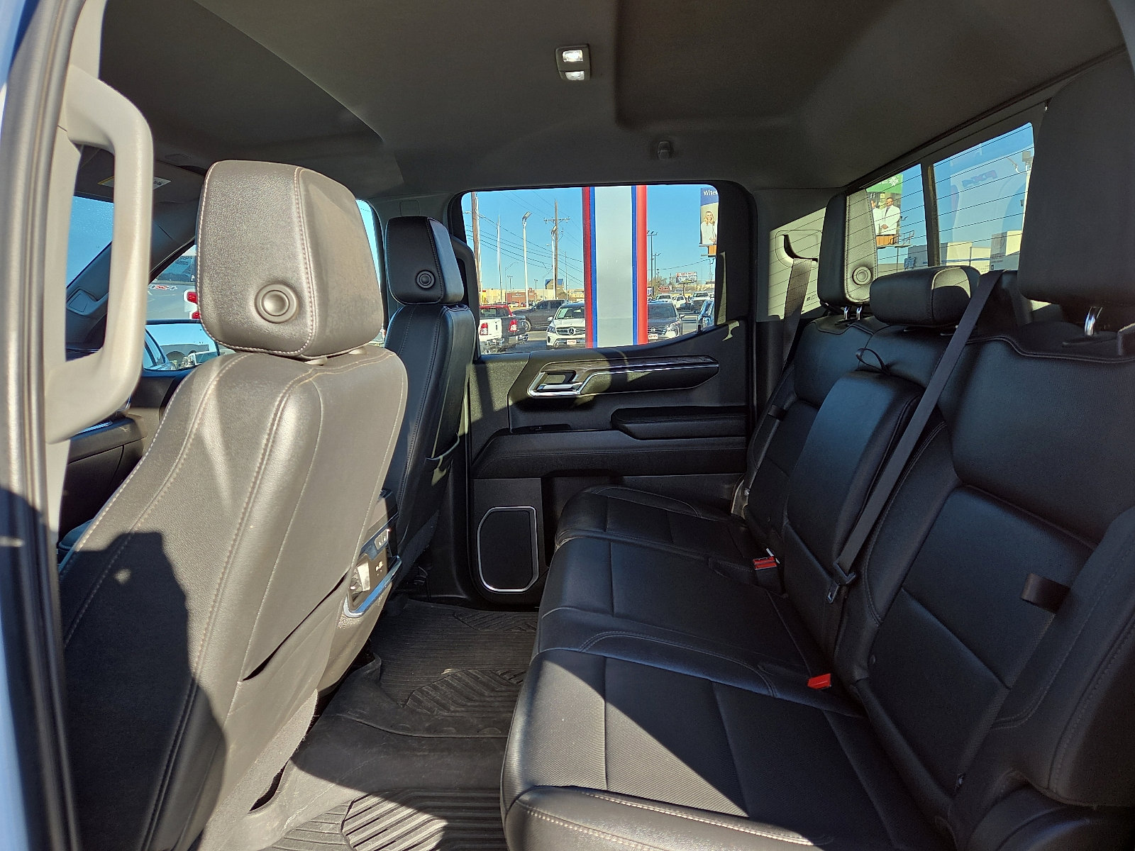 Used 2024 Chevrolet Silverado 1500 LTZ image 9