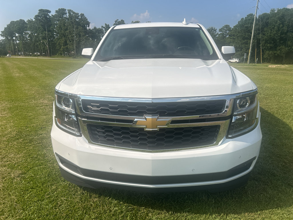 Used 2020 Chevrolet Tahoe LT w/ Luxury Package RWD image 3