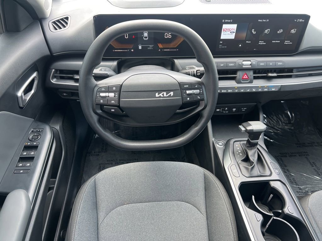 Used 2025 Kia K4 LXS image 21