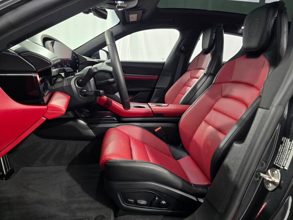 Certified 2025 Porsche Taycan 4S AWD/4WD image 15