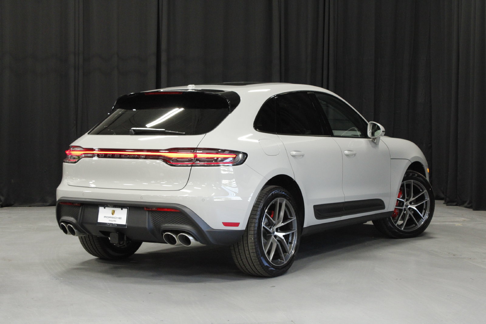 New 2026 Porsche Macan S AWD/4WD image 7