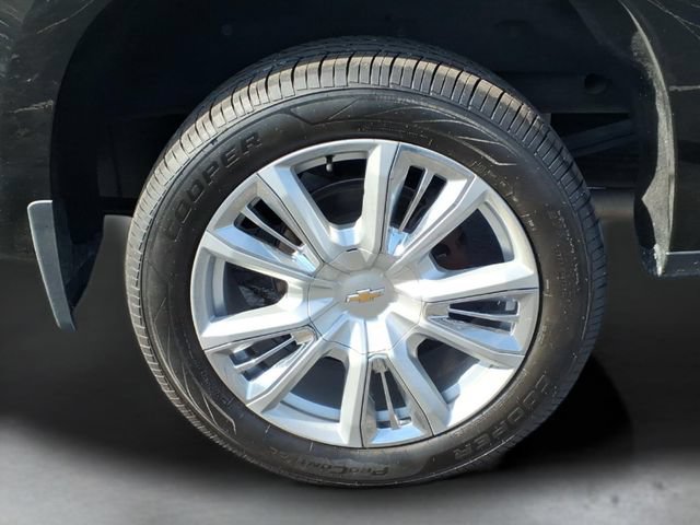 Used 2024 Chevrolet Silverado 1500 High Country w/ High Country Premium Package AWD/4WD image 33