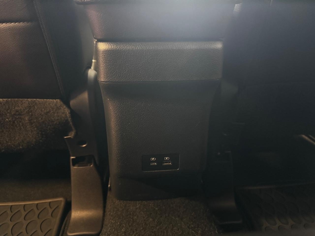 Used 2024 Mitsubishi Outlander Sport SEL AWD/4WD image 13