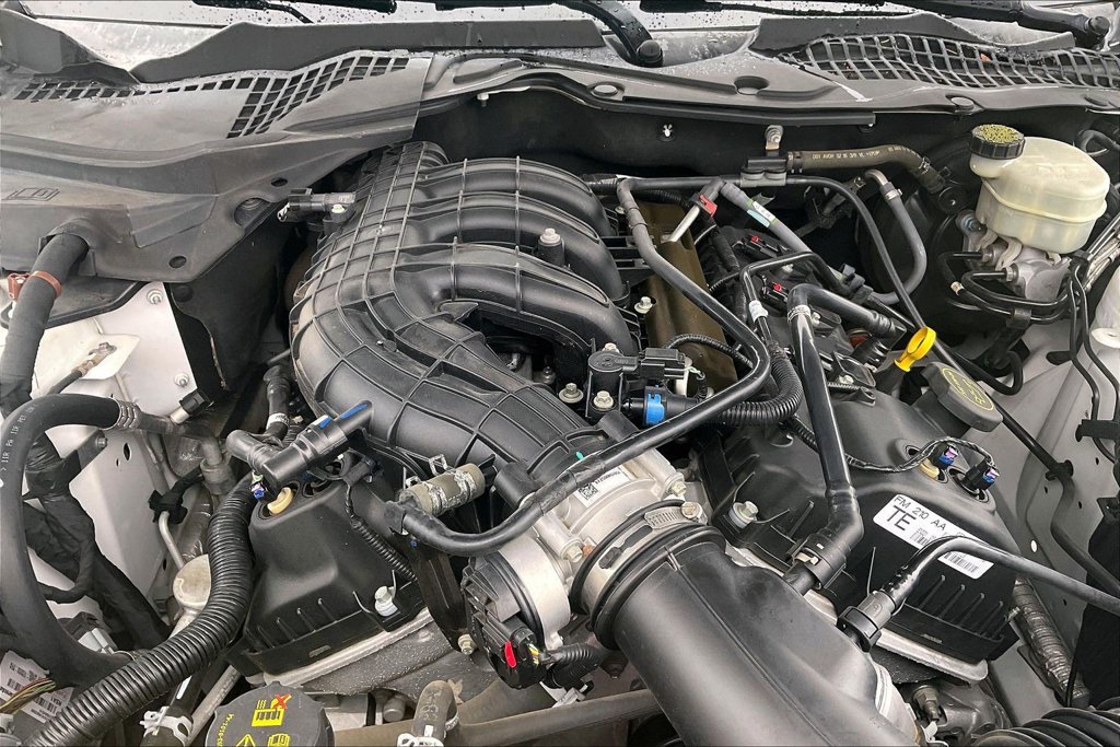 Used 2015 Ford Mustang Coupe w/ Equipment Group 051A RWD image 7