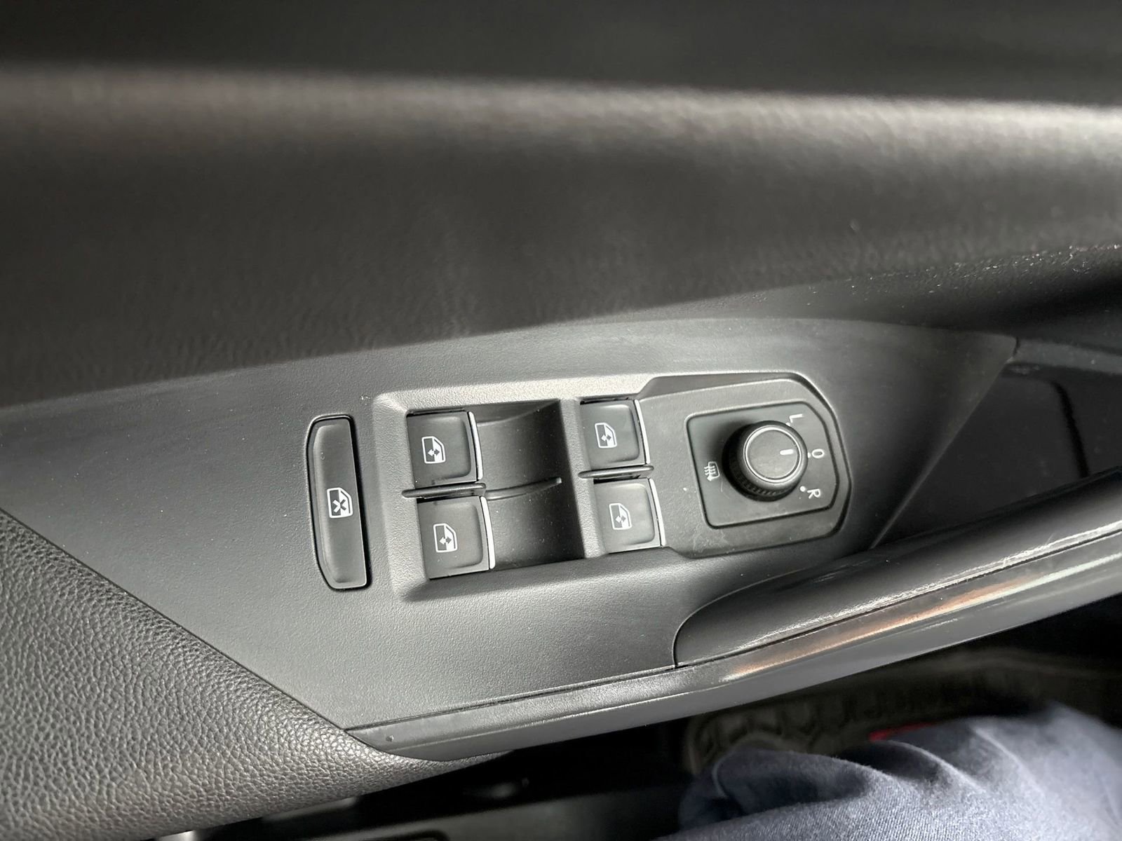 Used 2021 Volkswagen Jetta GLI Autobahn image 19