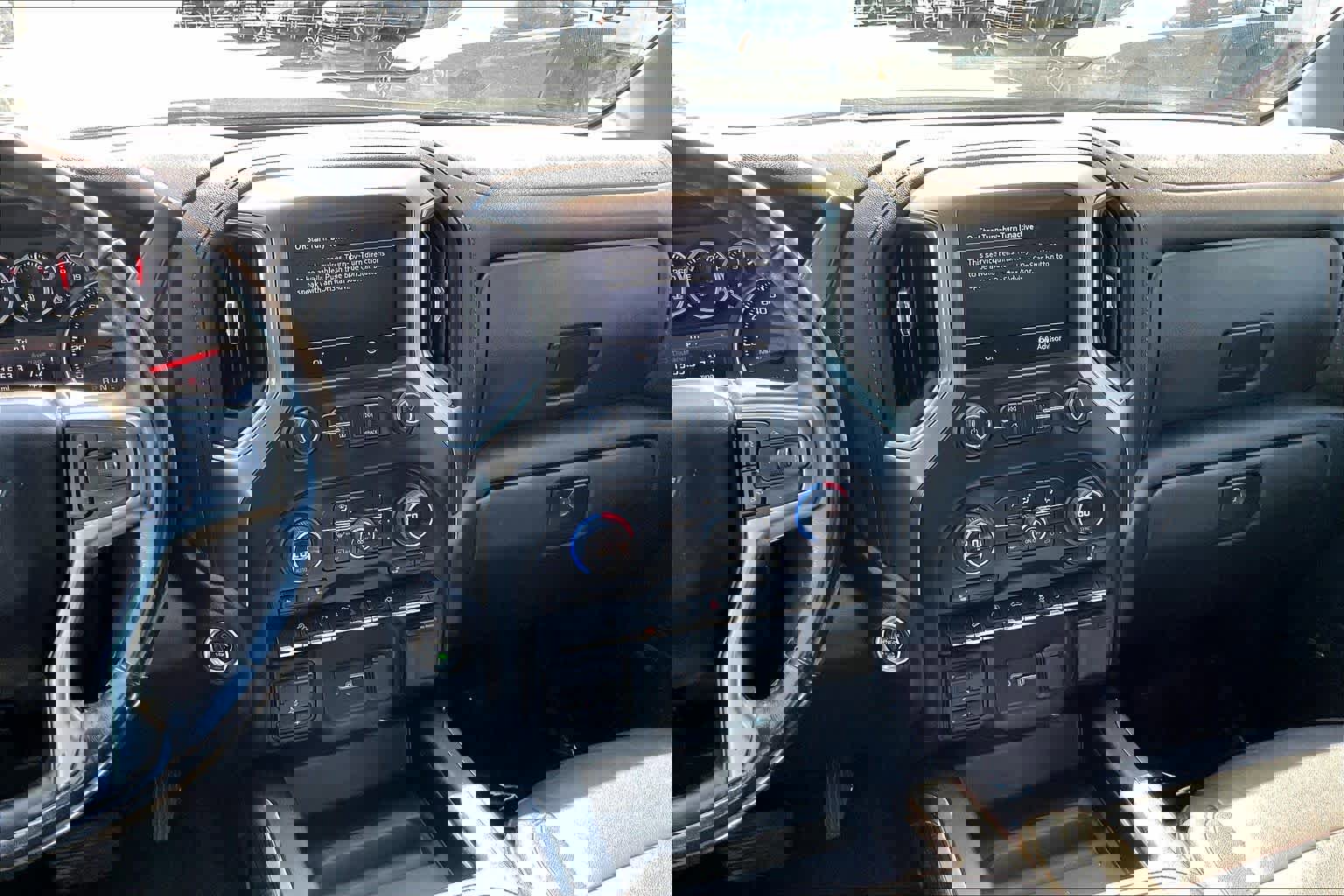 Used 2021 Chevrolet Silverado 1500 LT Trail Boss w/ Convenience Package II image 7