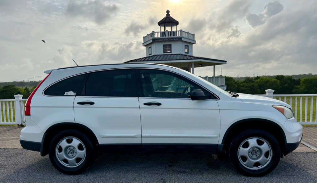 Used 2011 Honda CR-V LX image 4