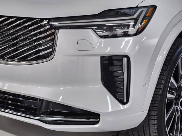 New 2026 Volvo XC90 B6 Plus w/ Protection Package Premier image 12